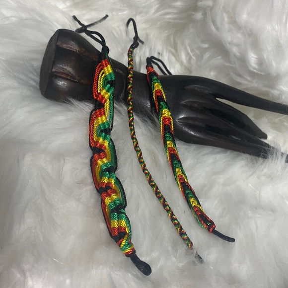 🌸Woven handmade friendship bracelet. Rasta colors 🇯🇲🇿🇦 Made in 🇵🇪 Peru - Picture 2 of 10